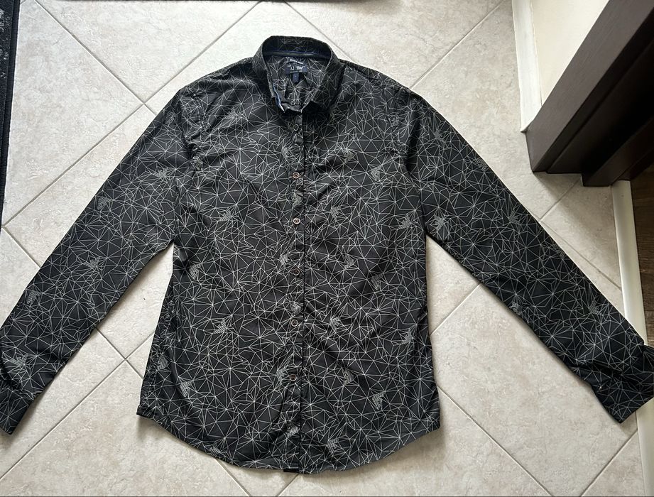 Разпродажба на мъжки стилни ризи