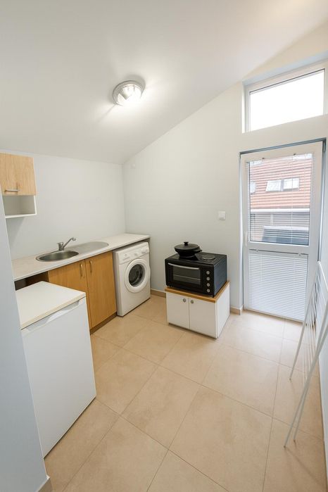 Дава се под наем Двустаен апартамент в Пловдив, Каменица 1 - 45 кв.м за 332 € - Снимка #1