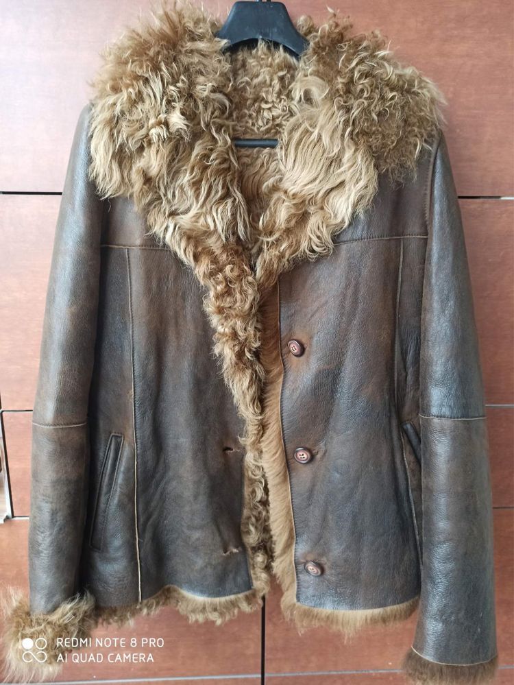 Дизайнерско италянско палто с естествена кожа на марката Shearling