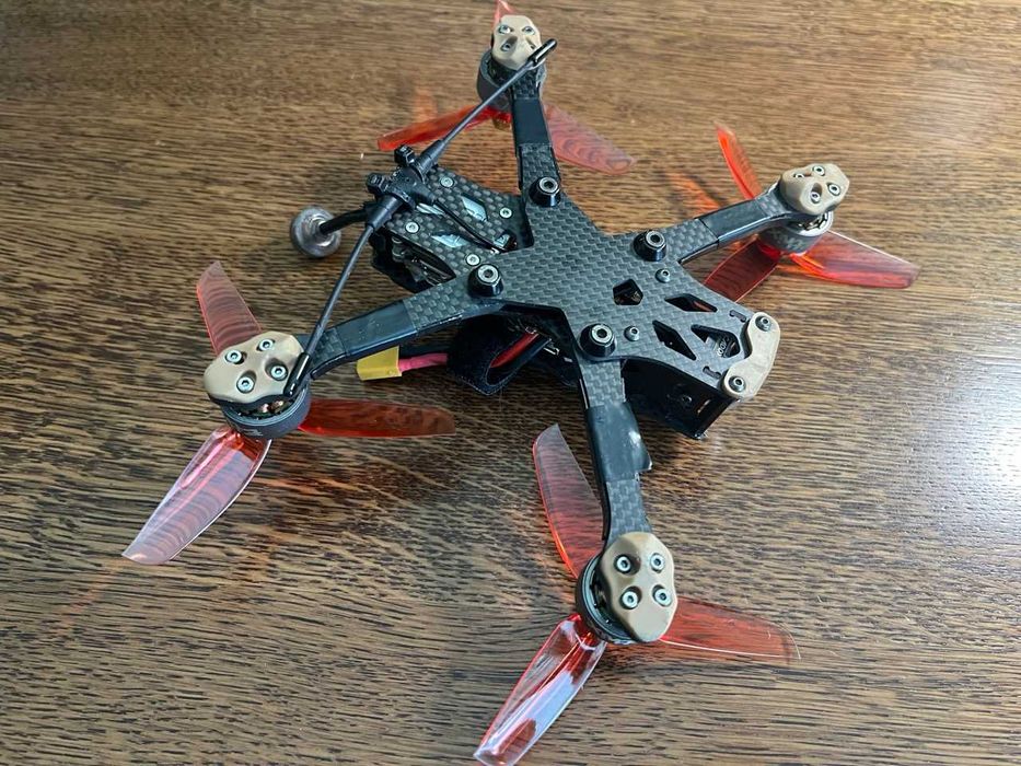Drona fpv apex 4" dji Caddx Vista