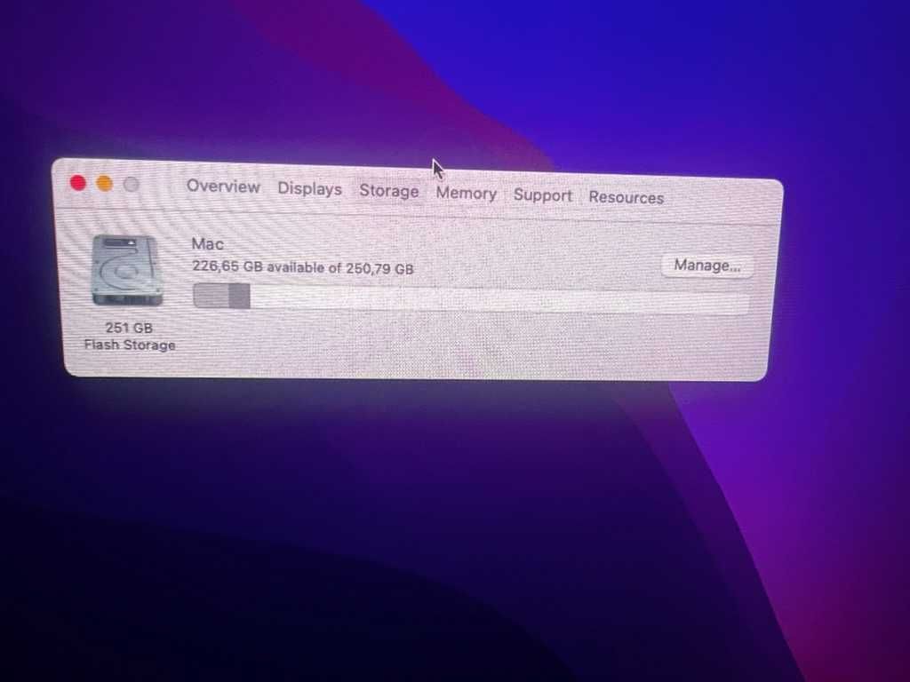 Apple Mac Pro 2013 Intel Xeon E5 16GB RAM AMD FirePro D300 x2 nvme