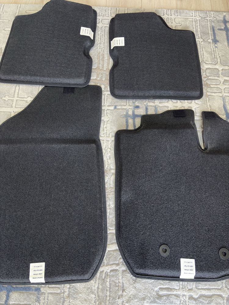 Reno Arkana Original Polik
