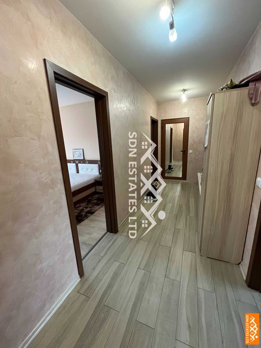 Продава прекрасен напълно обзаведен апартамент с три спални до Лидл