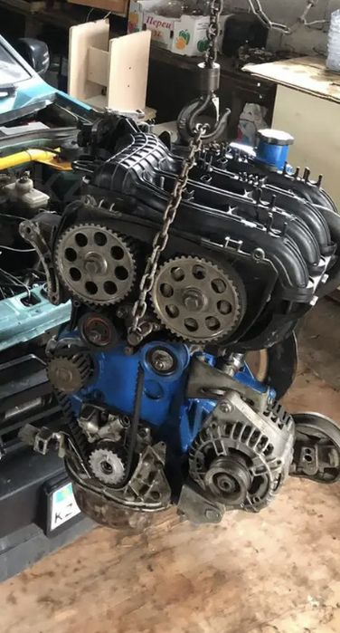 Продам мотор 16клапанный,с новестным от приоры