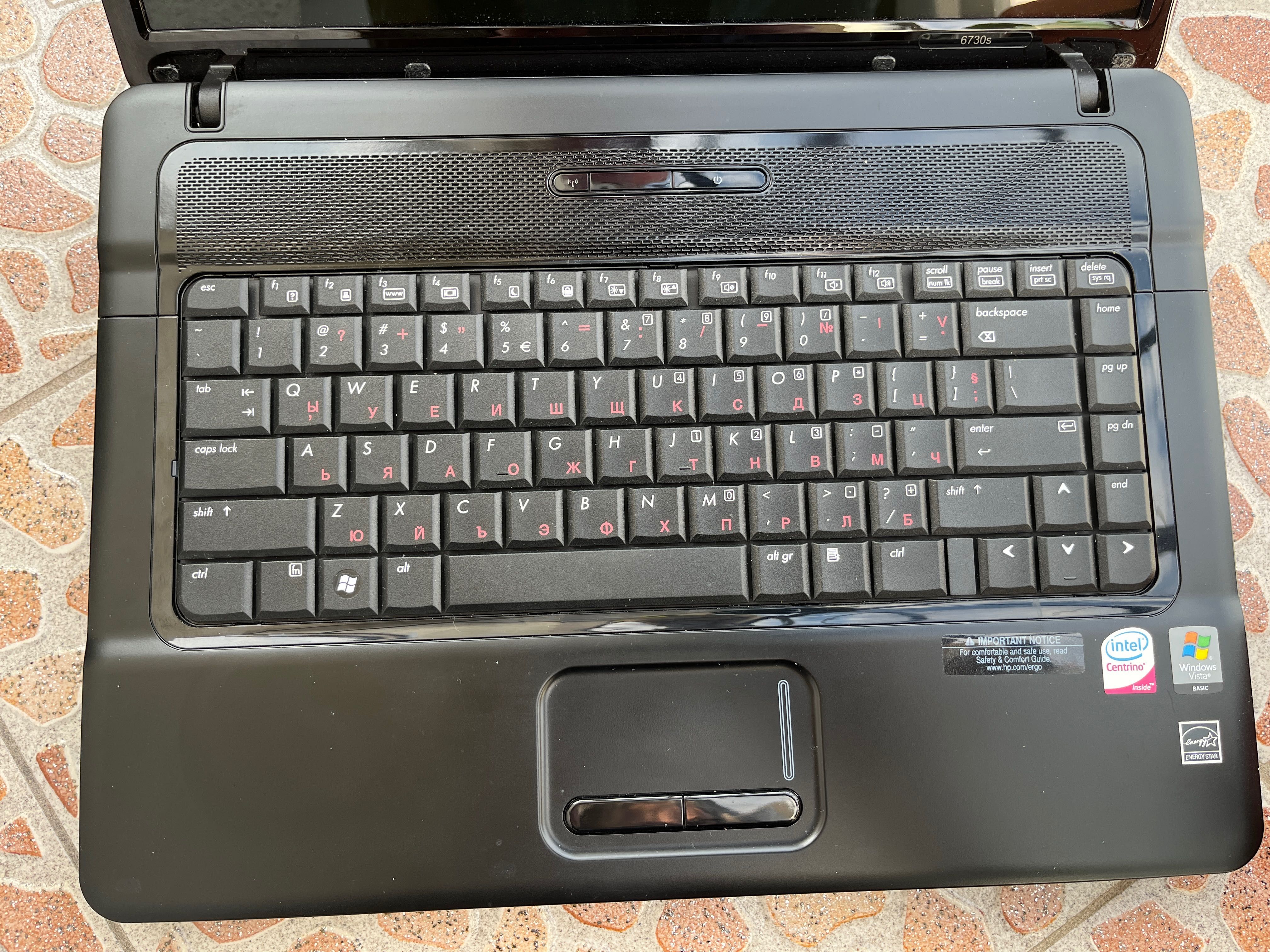 Продавам много малко използван лаптоп HP Compaq 6730s