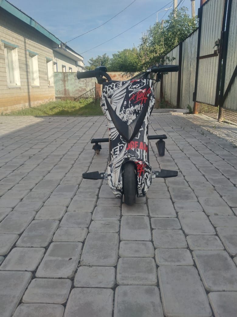 Продам дрифткар.
