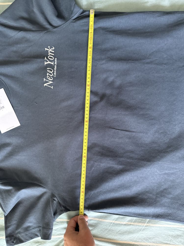 Calvin Klein Jeans tricou model NewYork brodat culoare bleumarin M nou