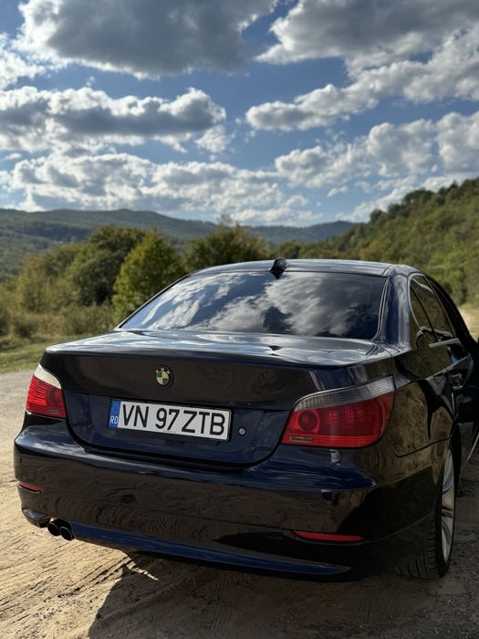 Vând E60 2.5i M54B25 automat