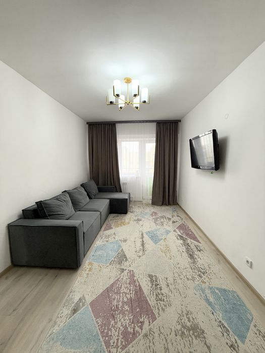 Продам 2-ком квартиру в новом районе