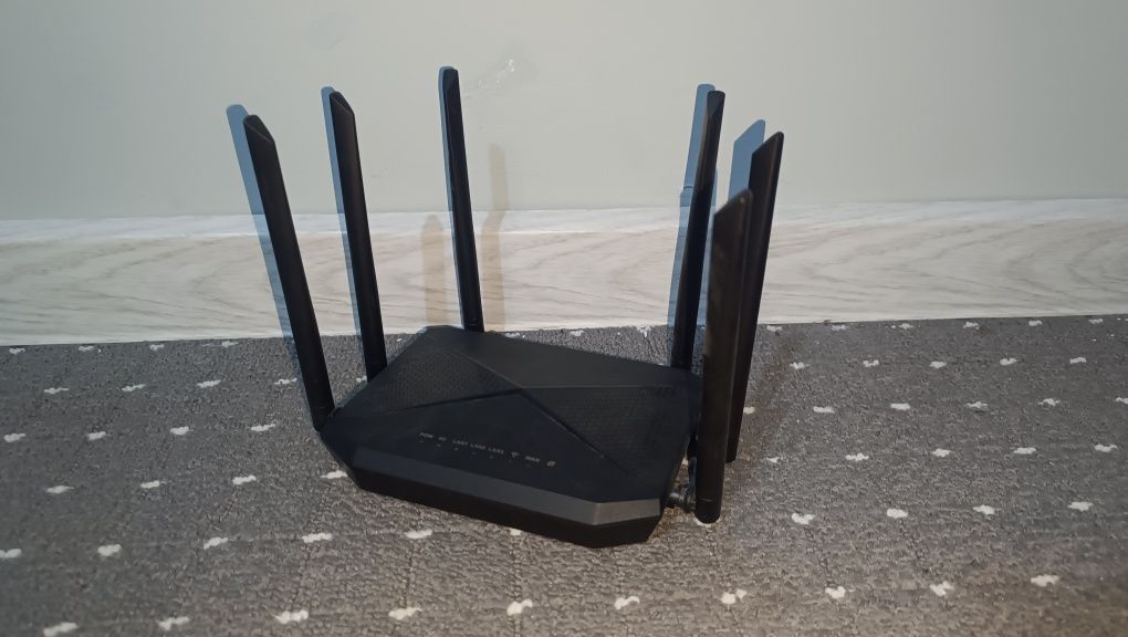 Продаю Wi-Fi роутер