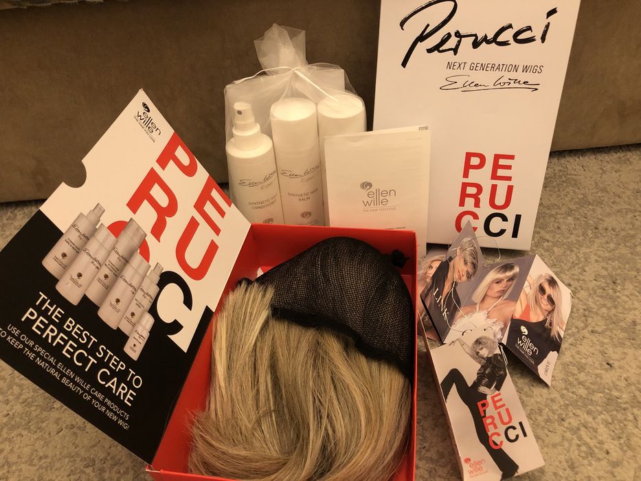 Peruca blond nisipiu - Ellen Wille