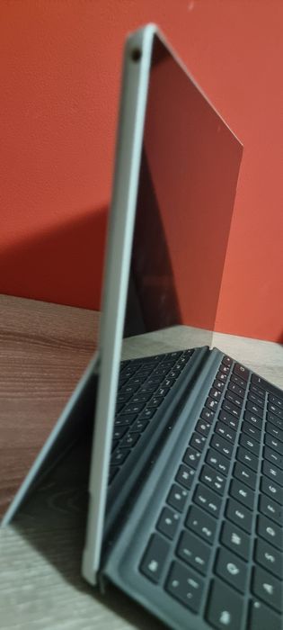 Microsoft Surface Pro 5   12.3 инчов