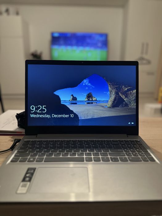 Laptop Lenovo Ideapad S145