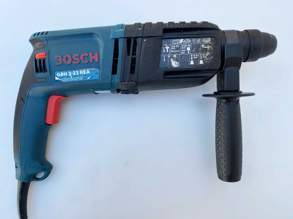 BOSCH GBH 2-23 REA - Професионален перфоратор 710W