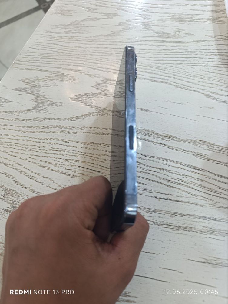 13 pro max 256 gb ideal