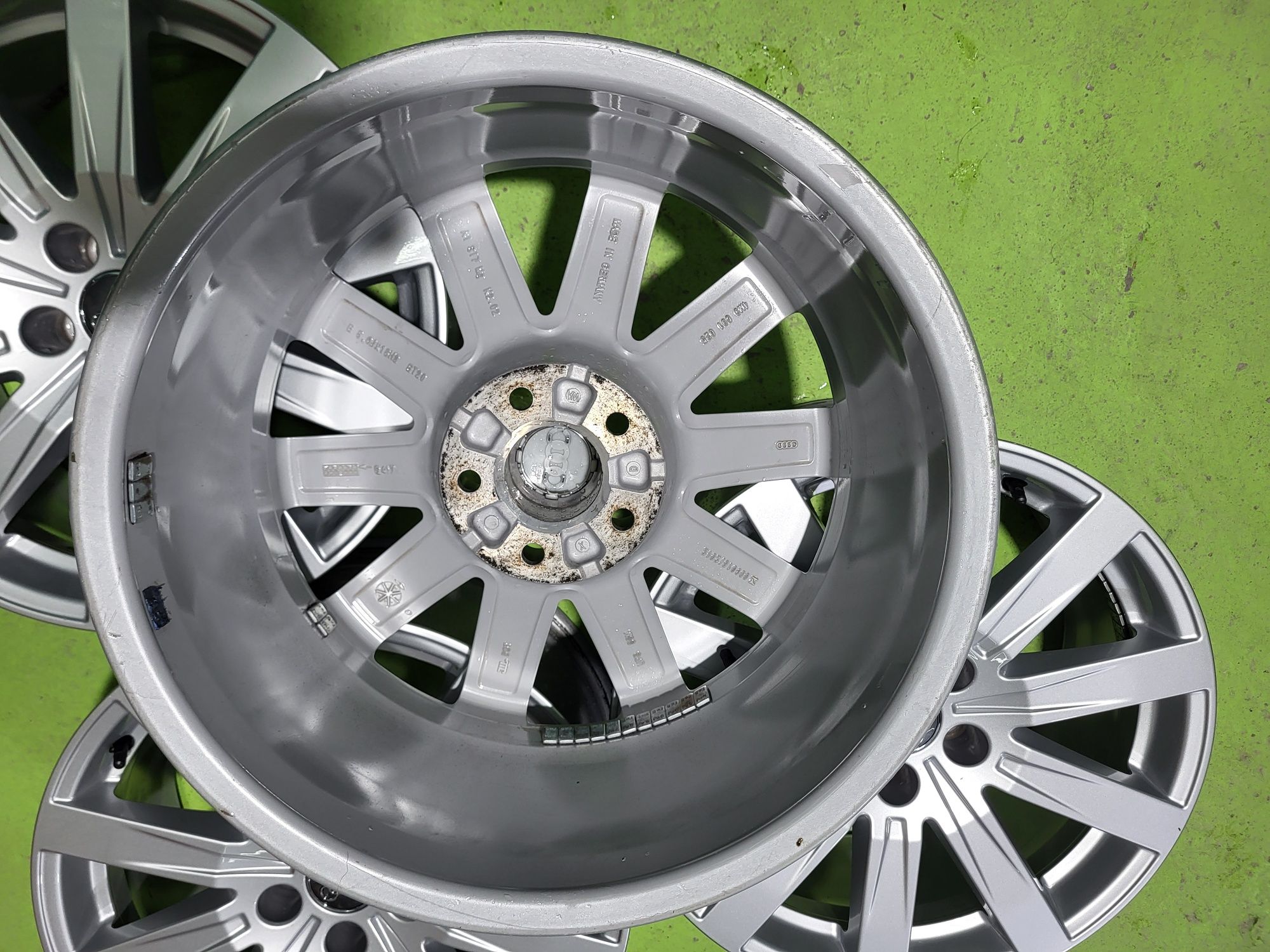 18 5x112 Audi A8 A7 A6 Q8 Q5 5х112 Touareg