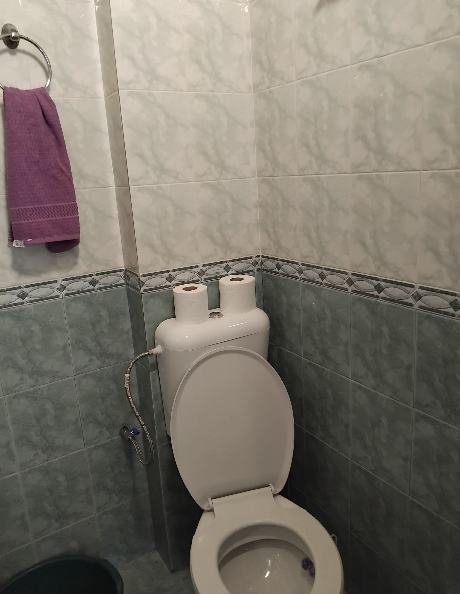 Продава етаж от къща в гр.Дупница