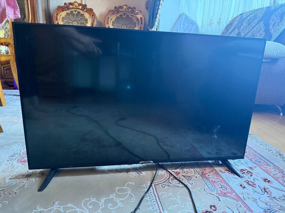 Продаётся телевизор 43  новый