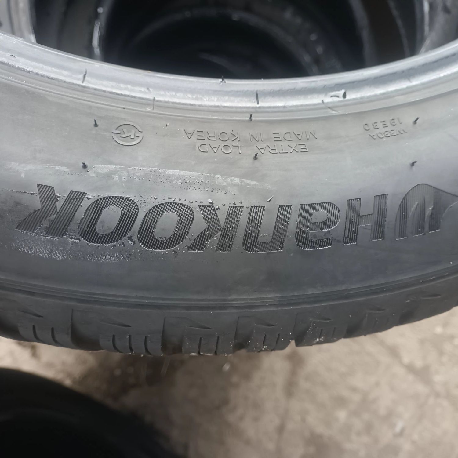 255 50 20 HANKOOK  4броя зимни дот 2020г