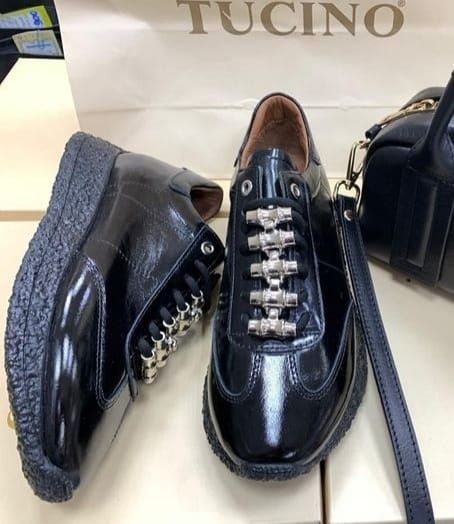 Новые кроссовки Tucino демисезон