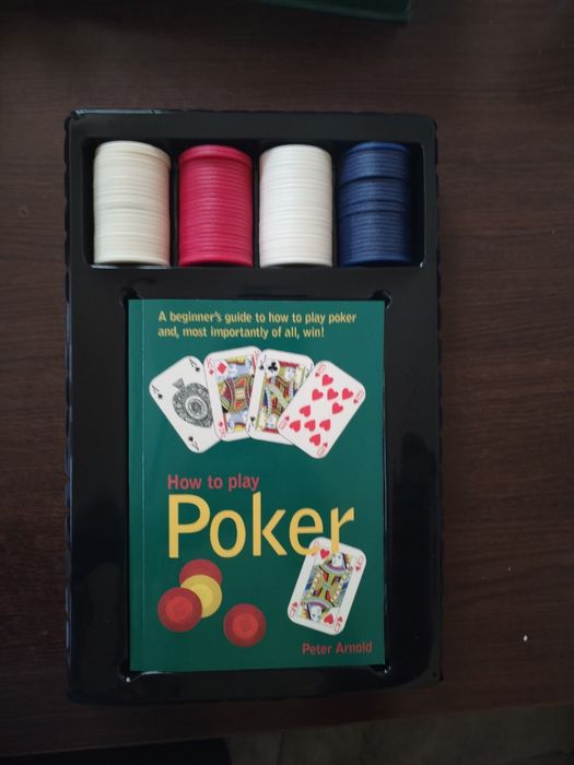 Joc Poker+ un pachet de carti
