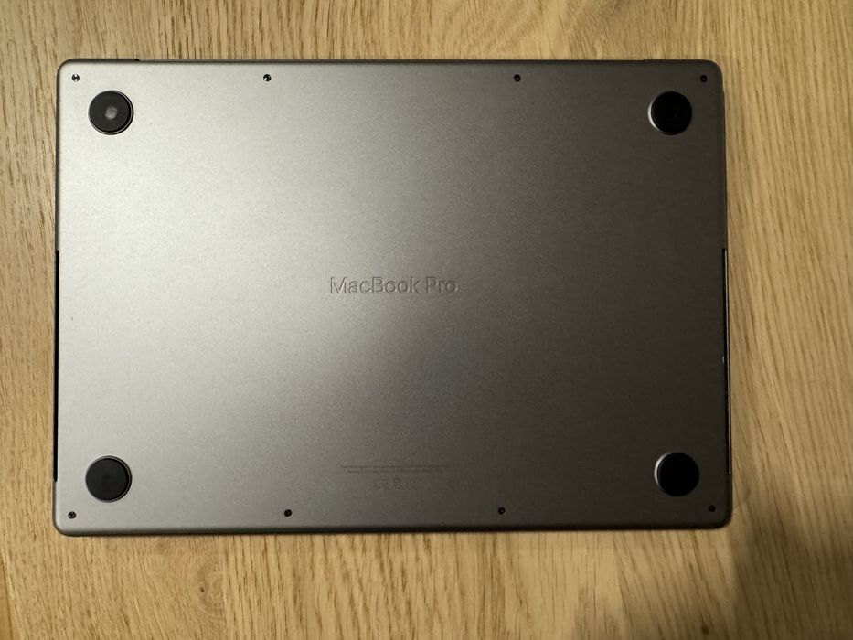 Macbook Pro M1 14 inch 2021 16GB