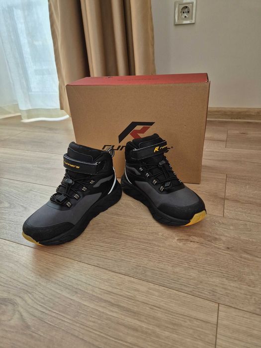 Детски боти Runners