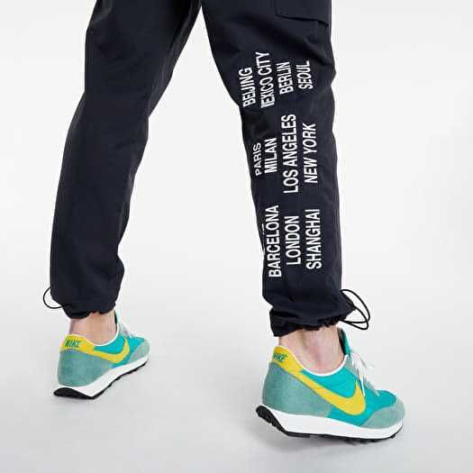 Мъжко долнище Nike - размер L