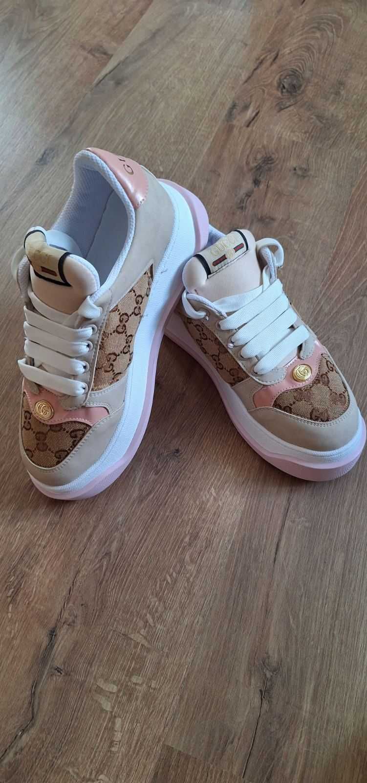 Дамски спортни обувки, маратонки GUCCI