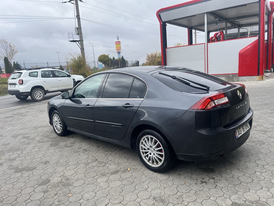 renault laguna 3 an 2011