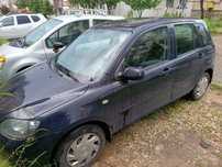 Vand sau schimb mazda 2 anul 2006