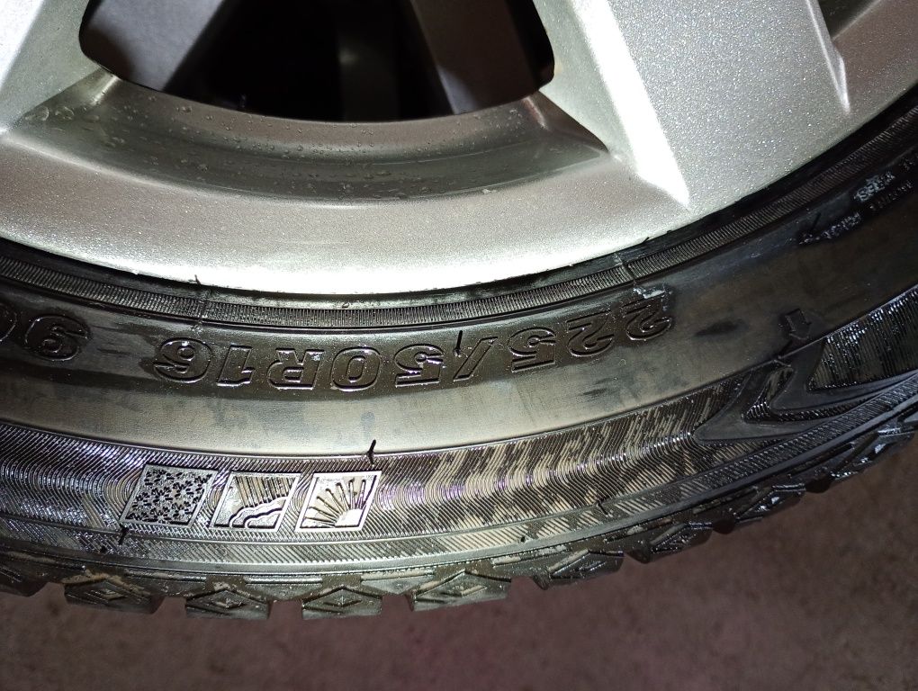 OPEL джанти със все сезонни гуми225/50/16 7J ET38 5x110 цо65 дот1118