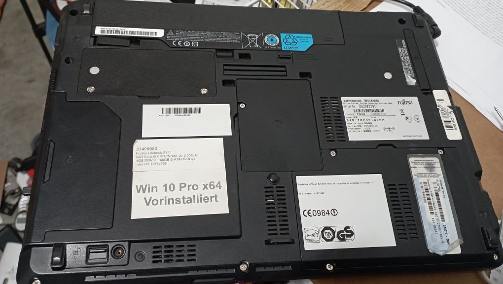 Laptop Fujitsu Lifebook  Procesor I5  / model S761

2.2 Intel
