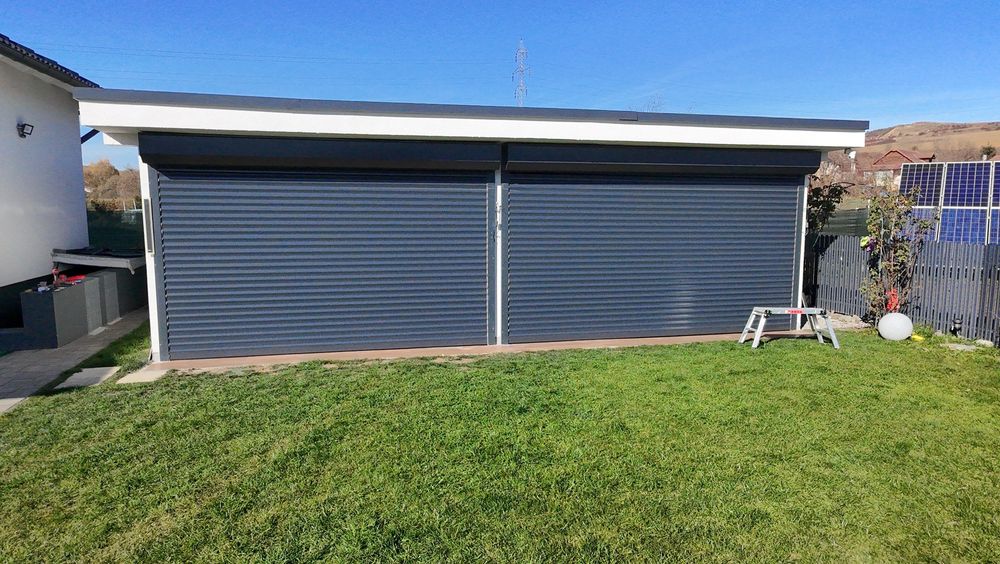 Rulouri exterioare.  Usi de garaj tip rulou.  Rulouri aluminiu.  Usii