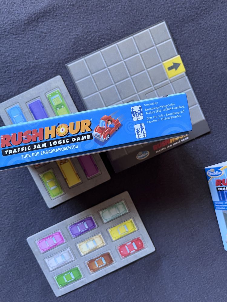 Joc pentru copii Rush hour traffic jam logic game