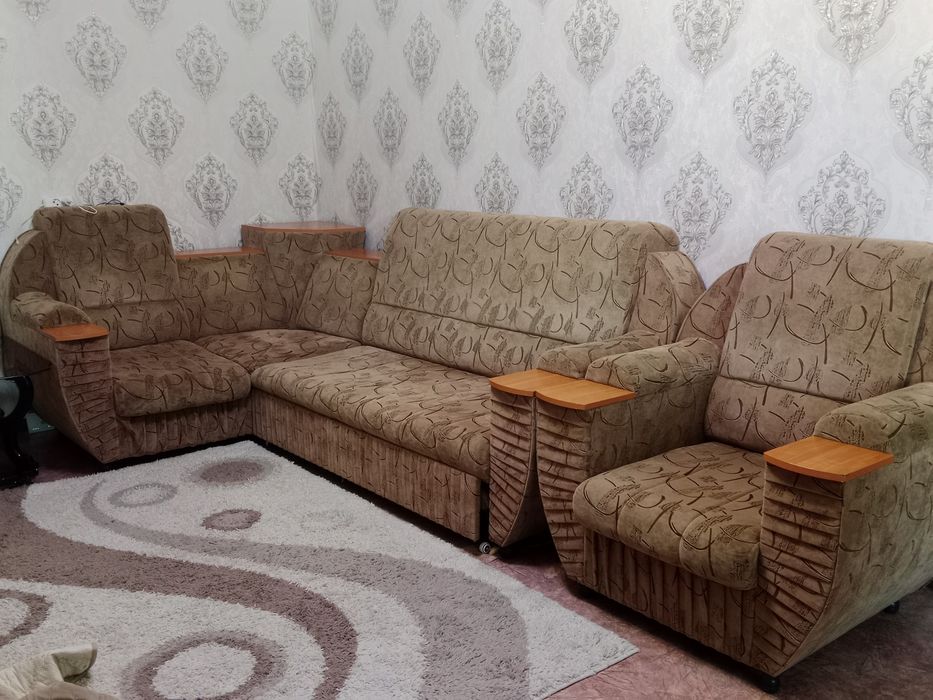 Продам уголовной диван