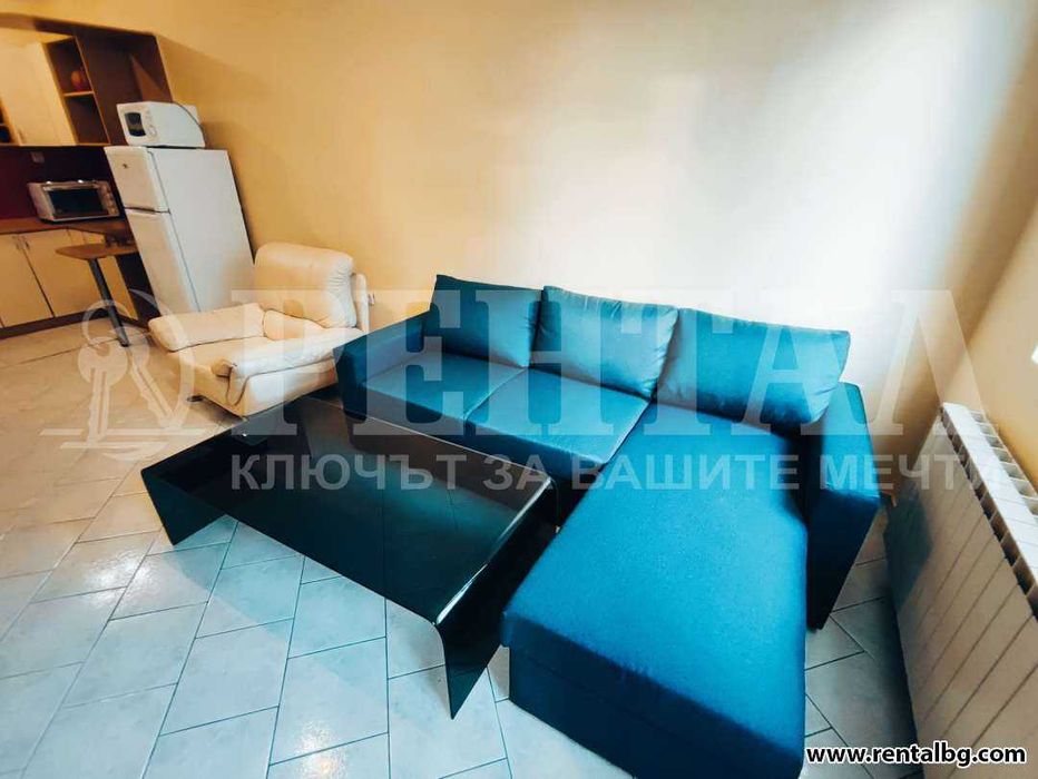 Дава се под наем Двустаен апартамент в Пловдив, Център - 60 кв.м за 438.6 € - Снимка #1