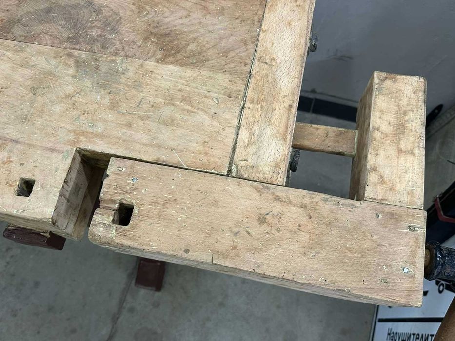 Стар Дърводелски Тезгях