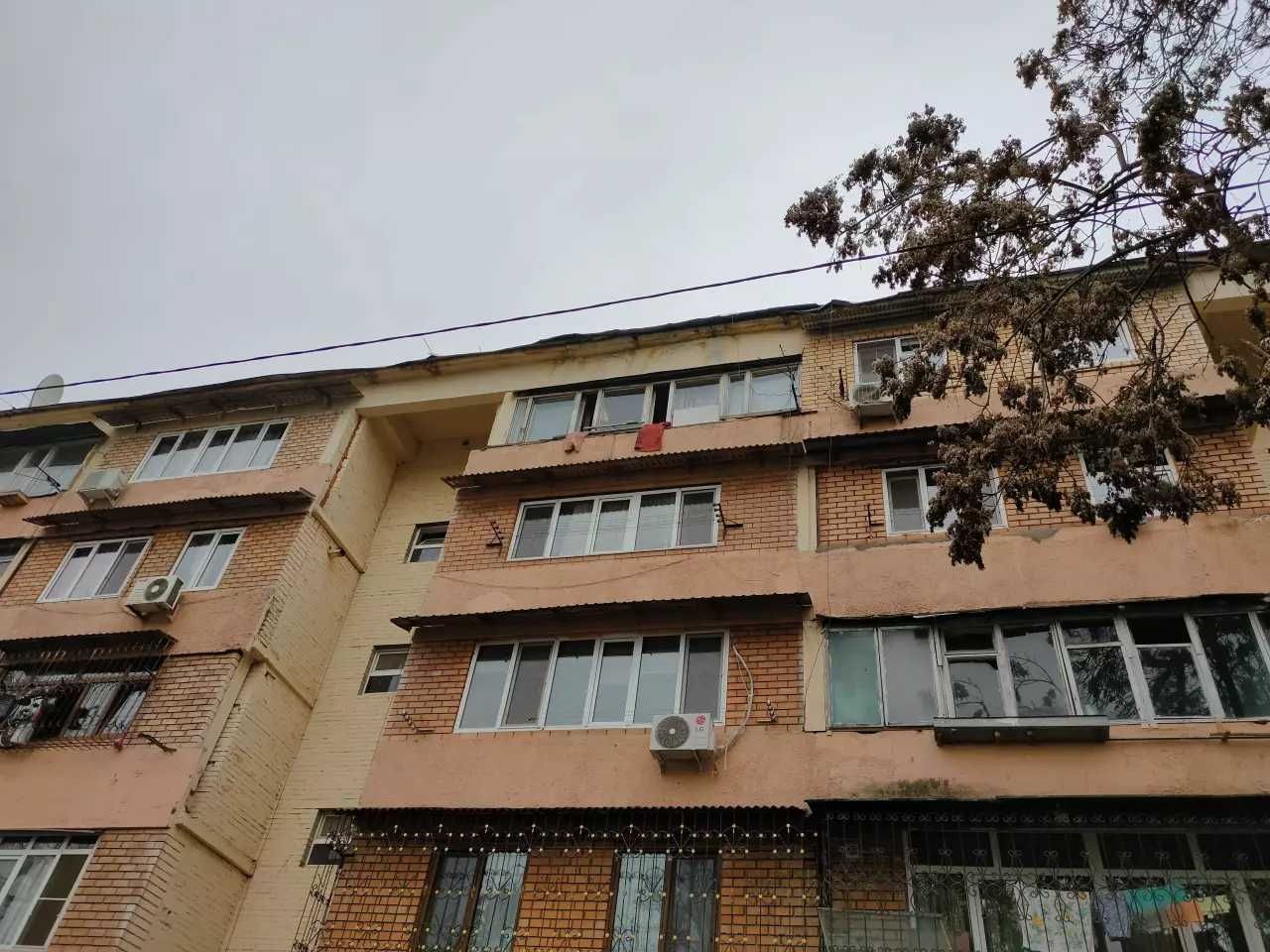 Квартира 3/5/5 кирпич