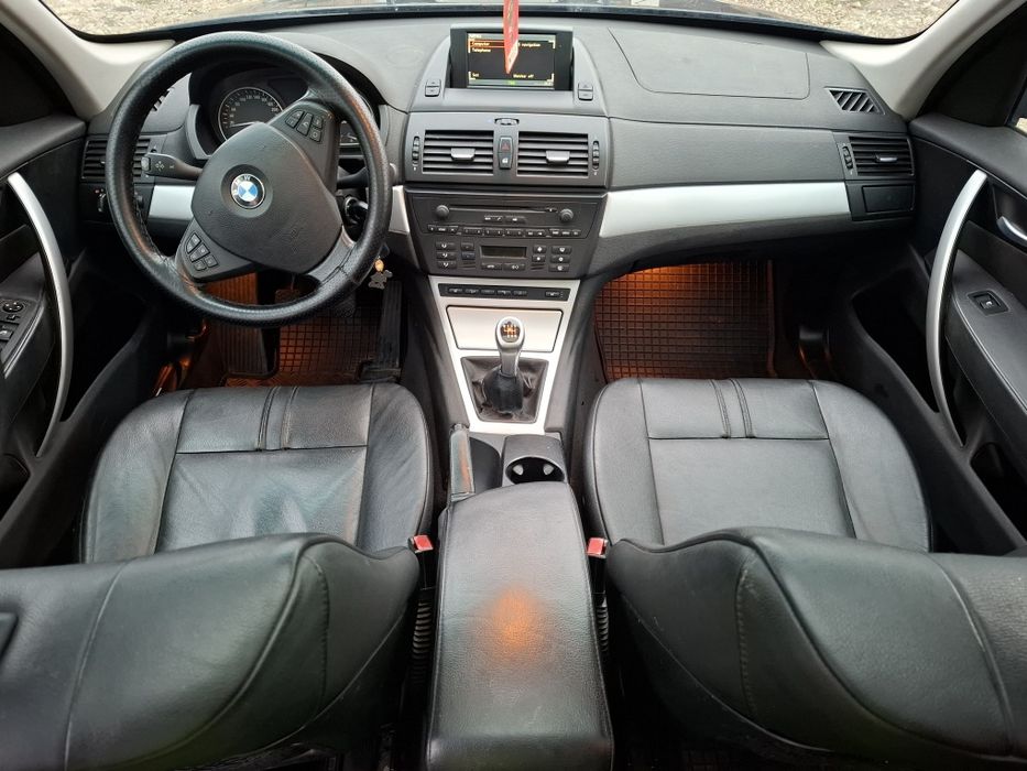 BMW X3 tractiune 4x4, motor 2.0 diesel de 150 cp
