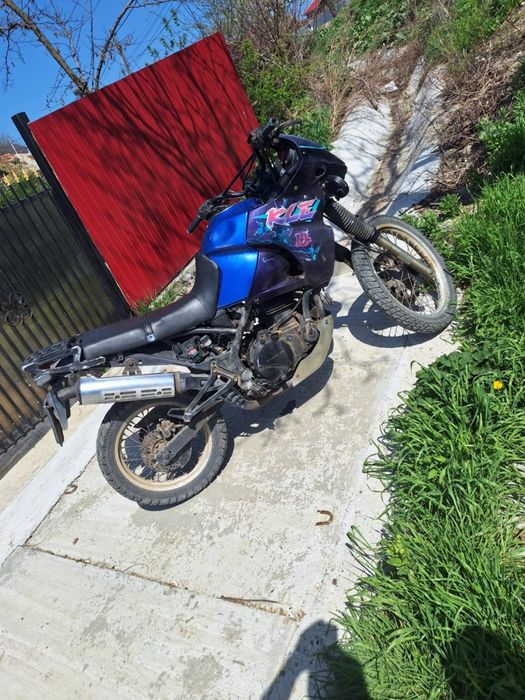 Vând kavasaki  enduro fără acte