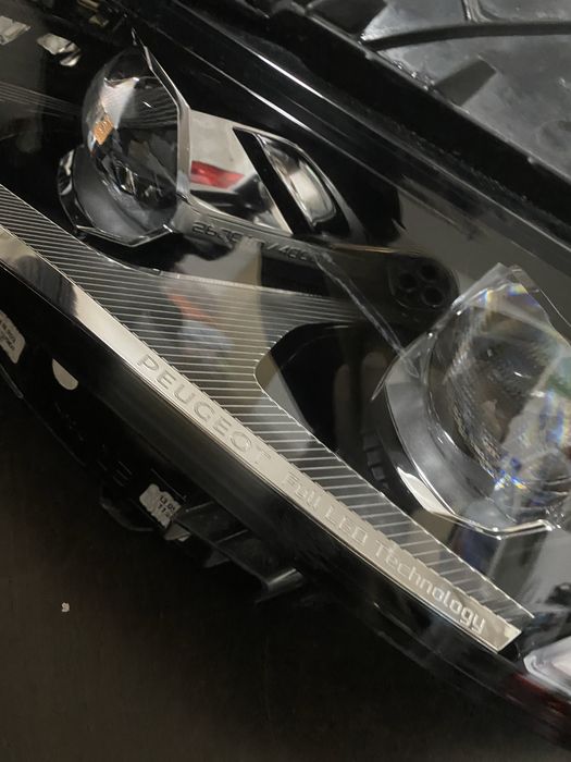 Far stanga full led Peugeot 508 an 2018-2024