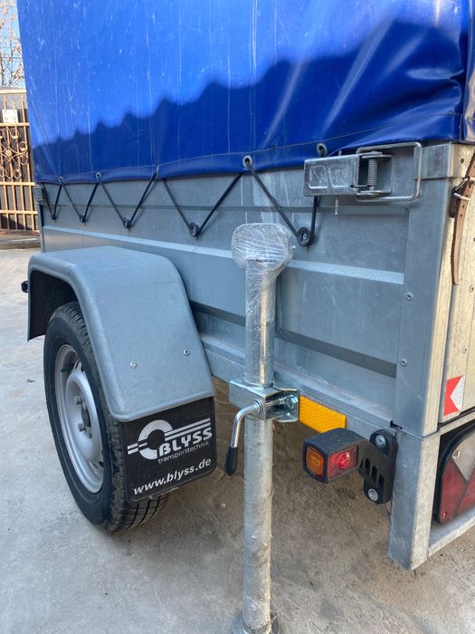 Remorca oblys 750 kg capacitate