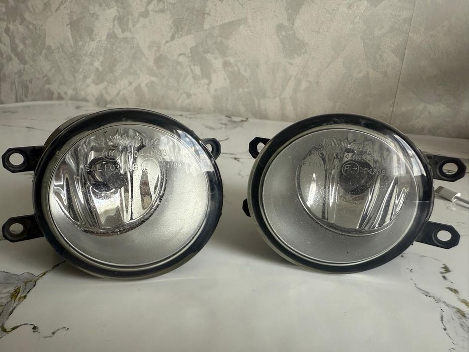 Продам ПТФ. Комплект (левая и правая сторона)