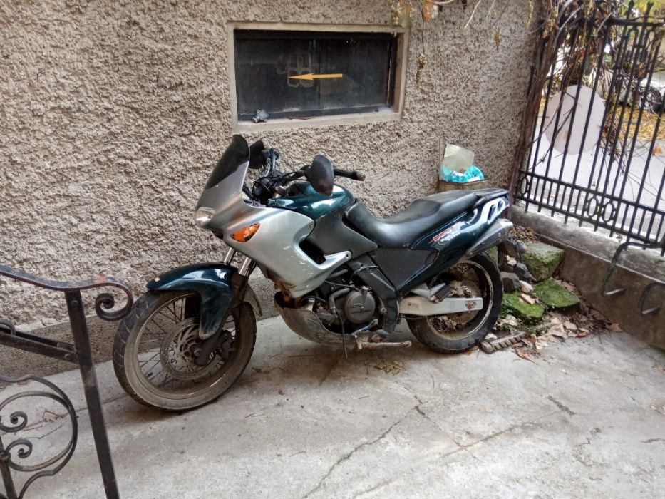 На части Aprilia Pegaso 650  Априлия Пегасо 650
