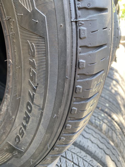 215/70/15c  goodyar Nexan