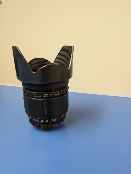 Obiectiv DSRL Nikon Tamron