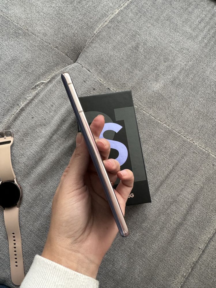 Samsung galaxy S21 смартфон
