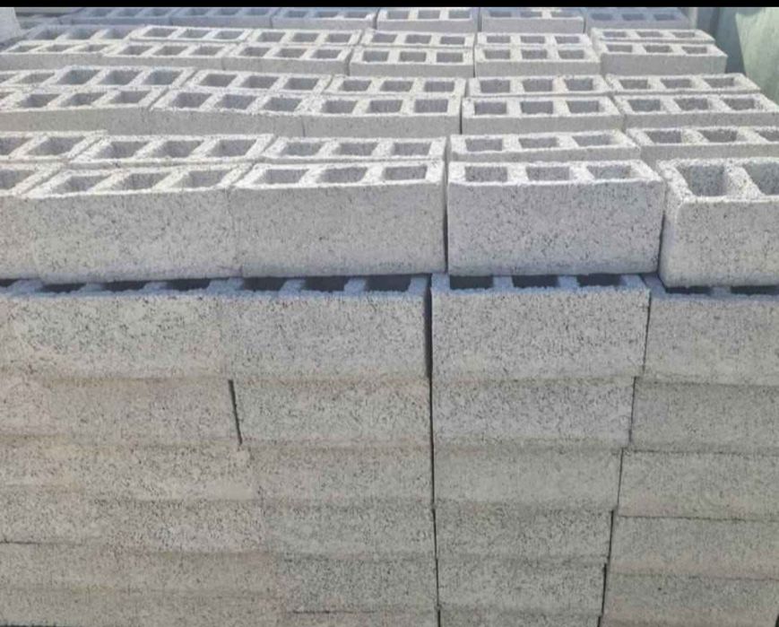 Boltari vibropresati gard