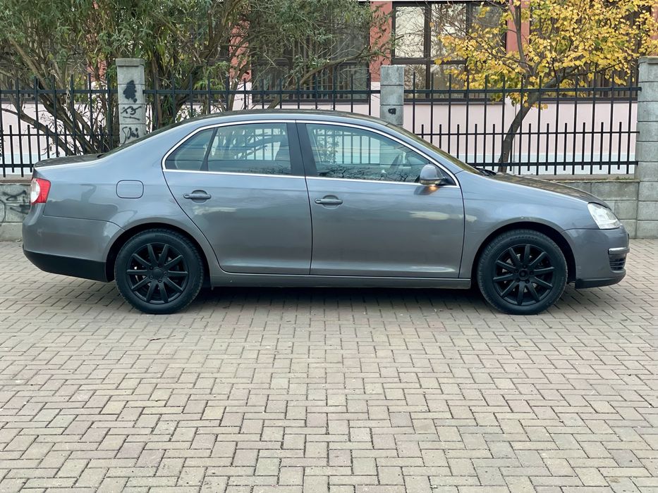 De vanzare VW Jetta an 2009 1.9 diesel Cutie Automata